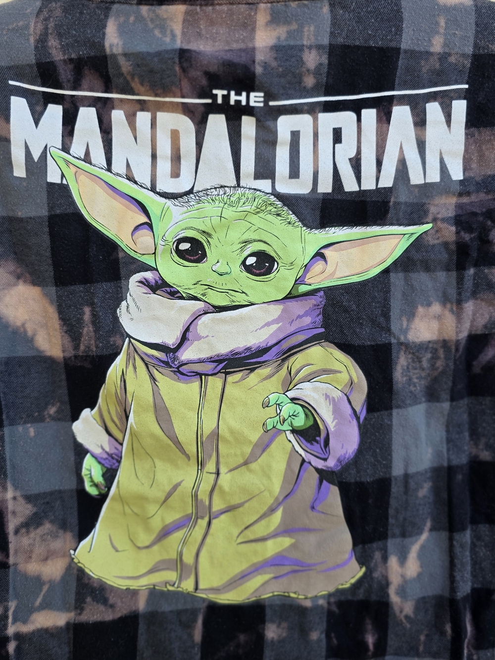 Star Wars The Mandalorian Grogu Mad Engine Flannel Women’s XL Back Graphic